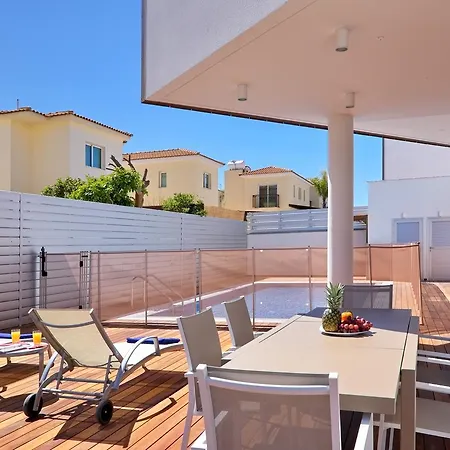 Sunrise Luxury 1 Paralimni