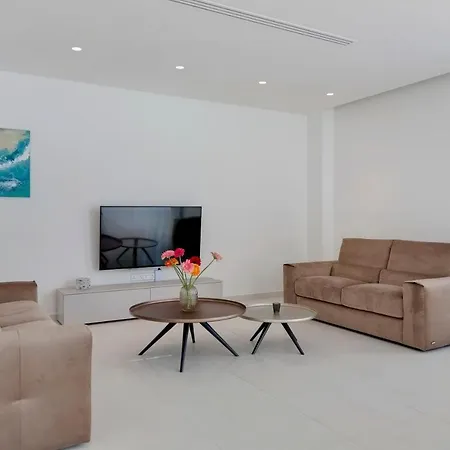 Sunrise Luxury 1 فيلة *