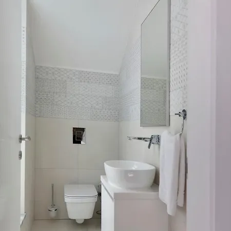 Sunrise Luxury 1 فيلة باراليمني